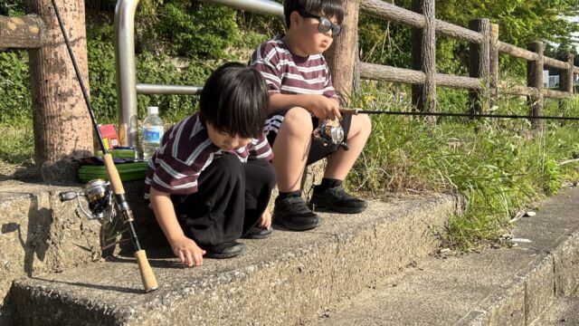 高滝湖　子供　釣り